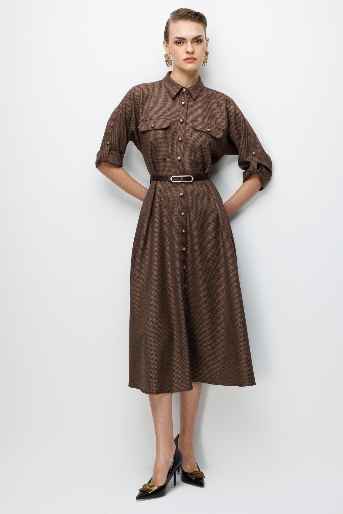 Küçük Kazayağı Desen Kemerli Elbise KAHVE