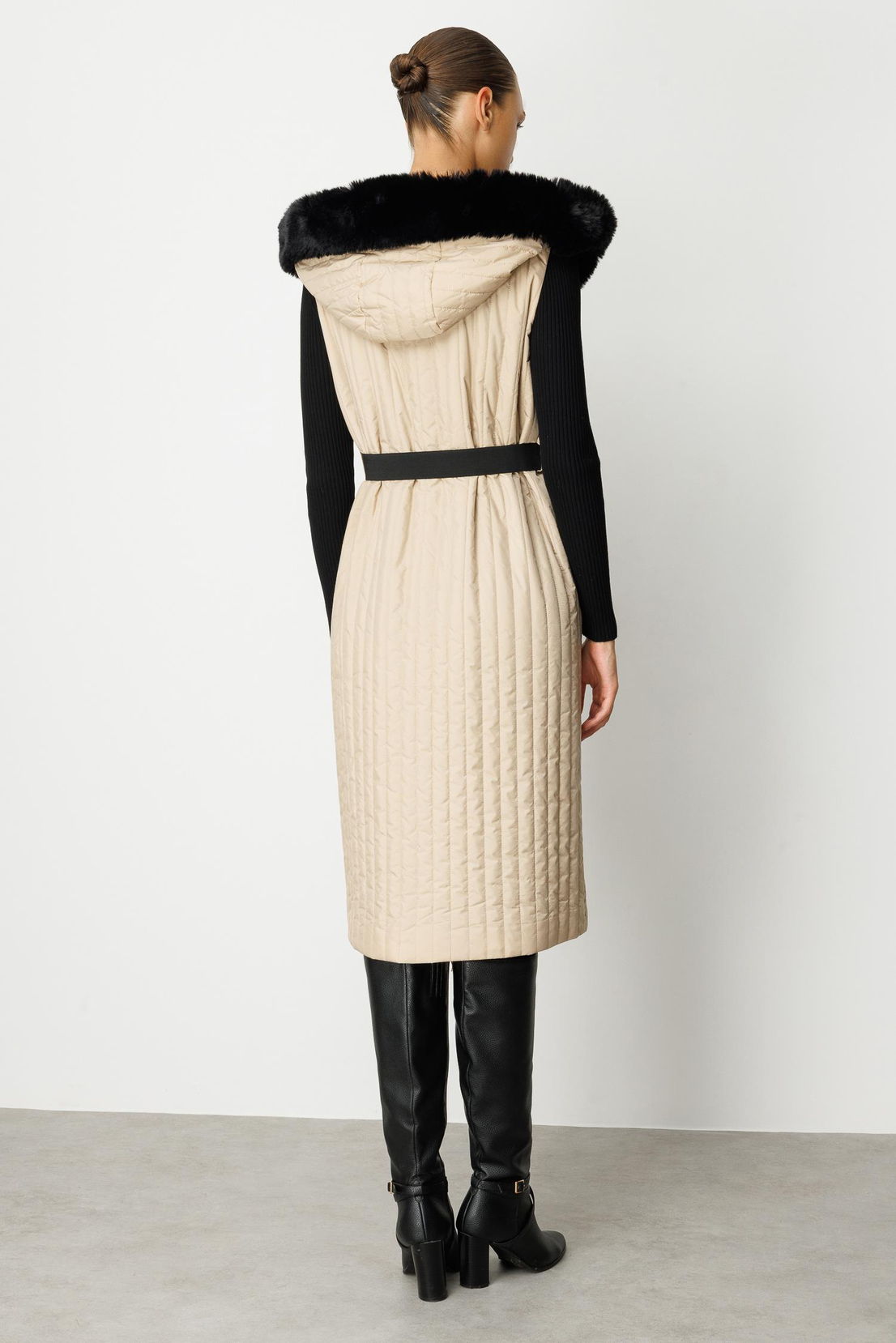 Kürk Detaylı Uzun Yelek BEJ