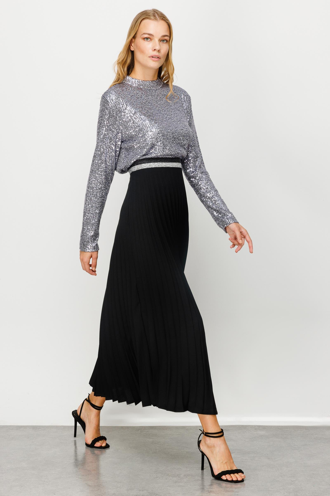 Nefeli Kadın Uzun Pilisoley Etek