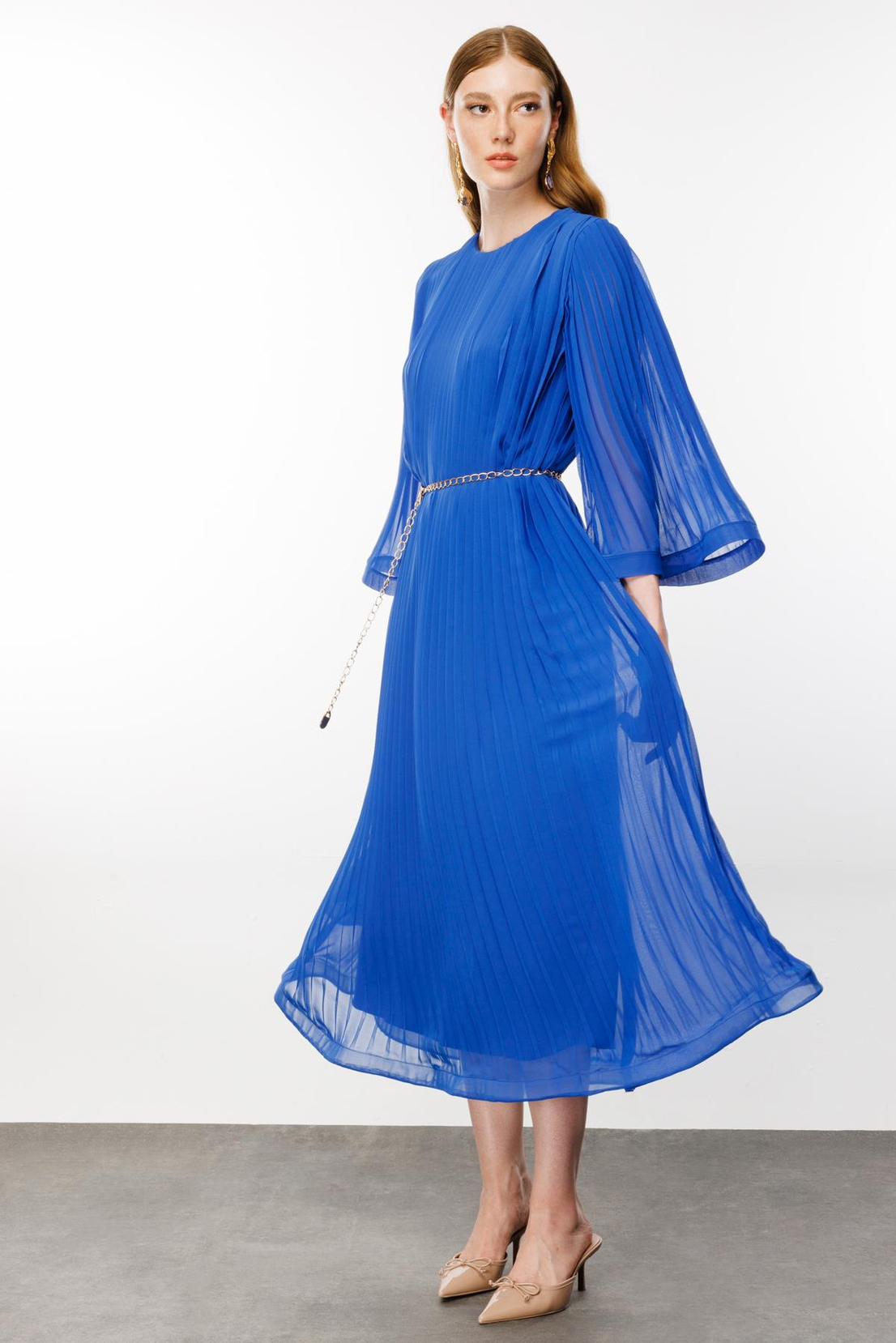 Nefeli Piliseli Grenli Zincir Kemerli Elbise Mavi