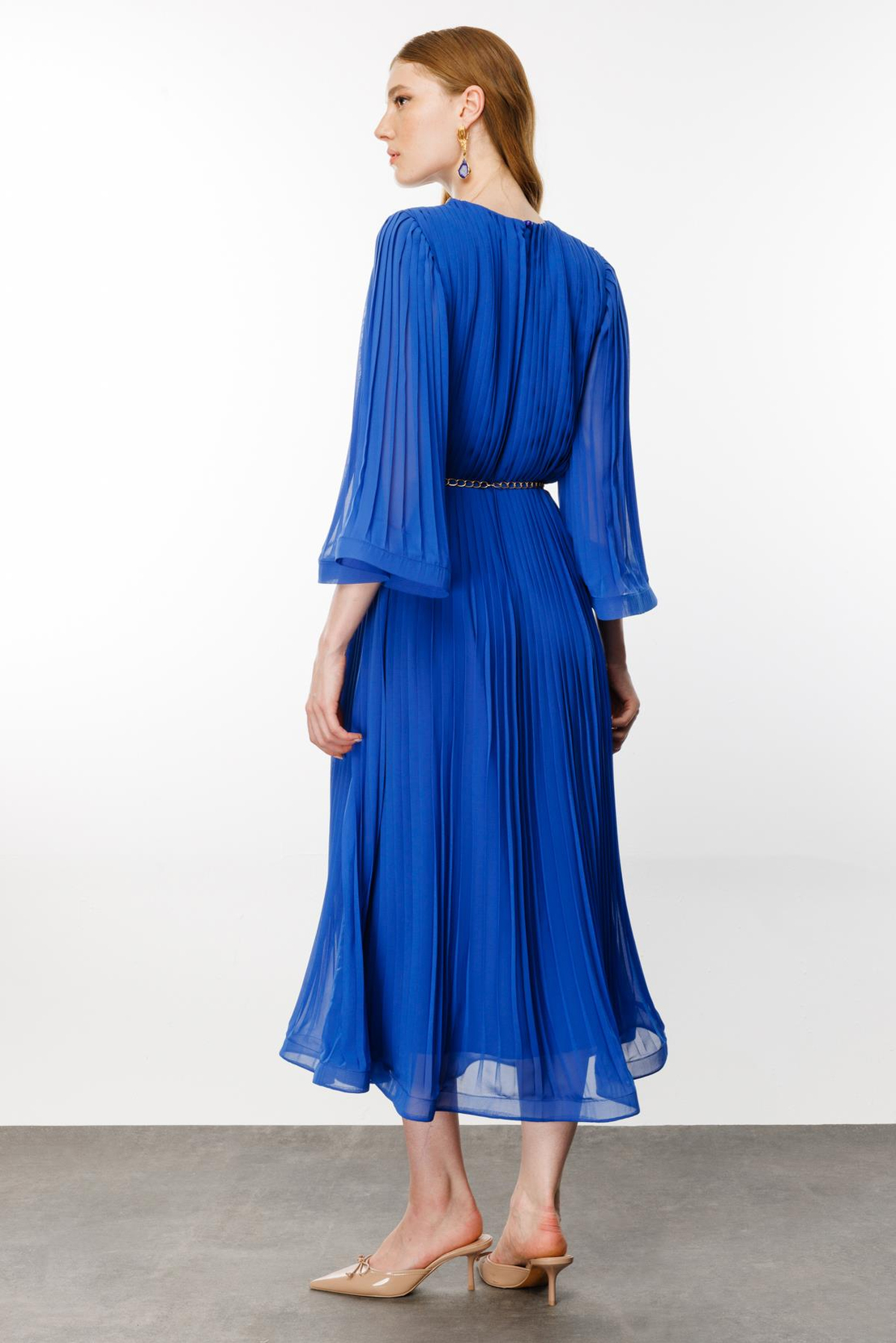 Nefeli Piliseli Grenli Zincir Kemerli Elbise Mavi