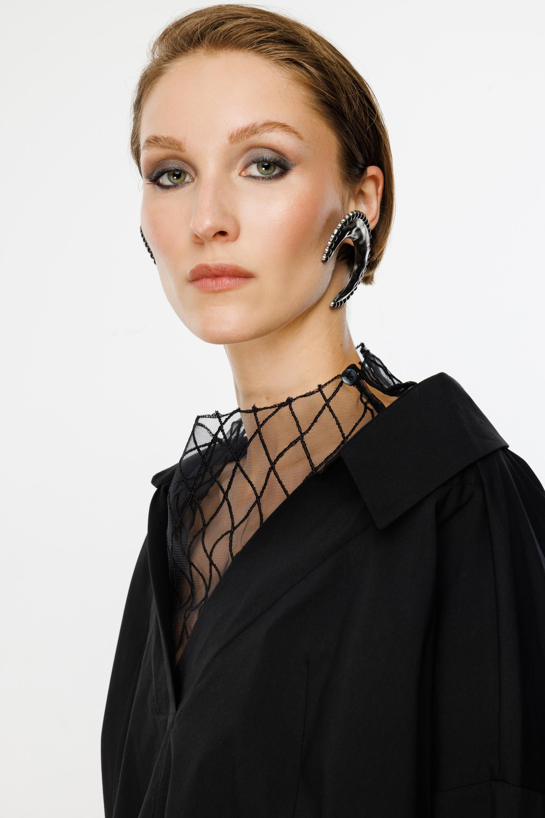 Nefeli Tül Brode Detay Siyah  Gömlek