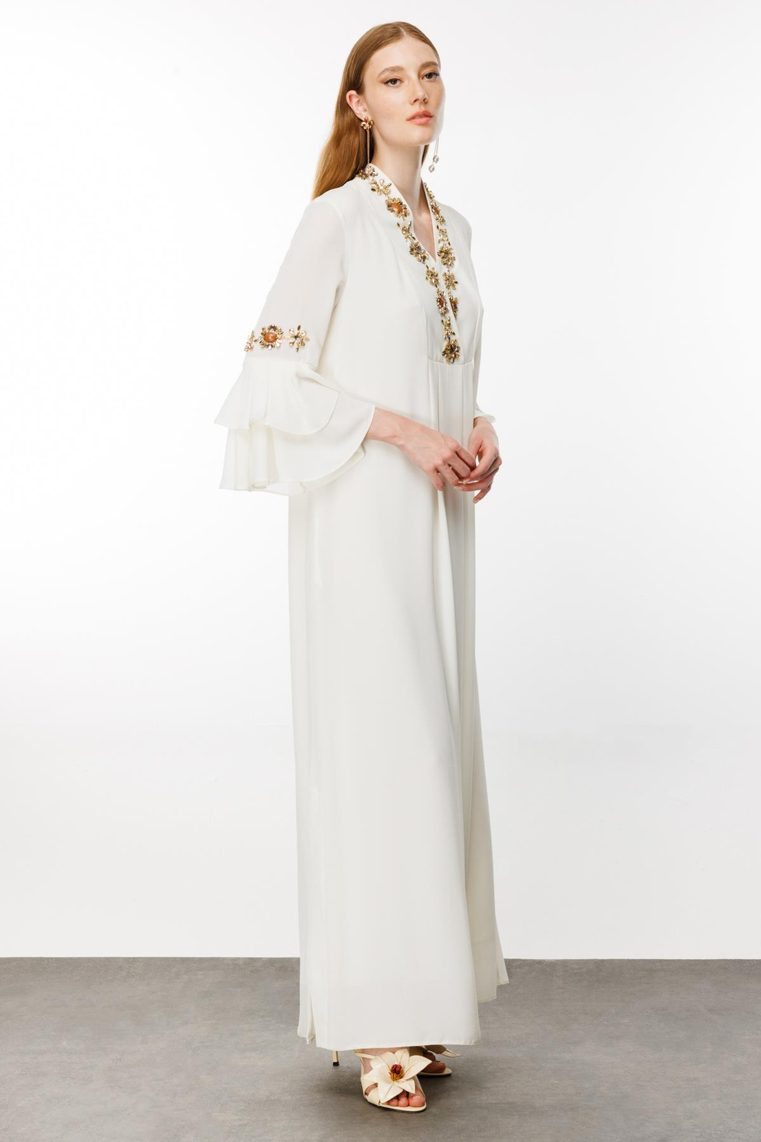 Nefeli V Yaka Kol Taş İşleme Detaylı  Ekru Elbise 