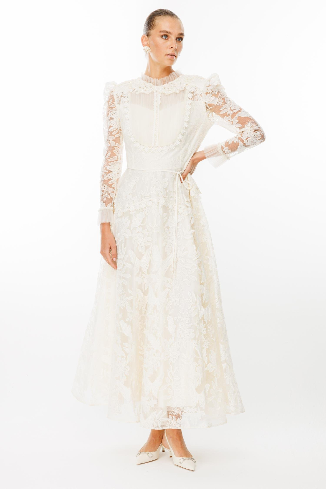 Omuz İşleme Detaylı Dantel Elbise BEYAZ