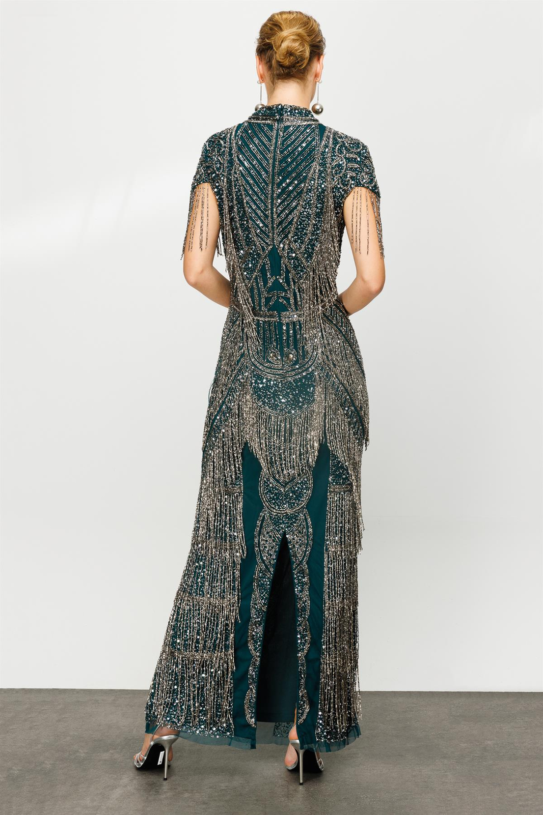 Özel Tasarım Püskül Taşlı Gece Elbise