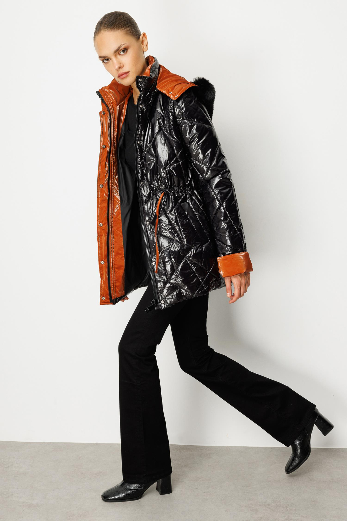 Parlak Detaylı Şişme Mont SİYAH