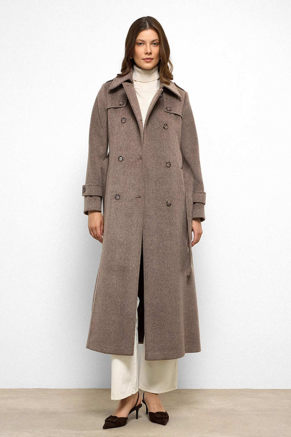 Pelerin Detaylı Kruvaze Uzun Boy Kaban LATTE