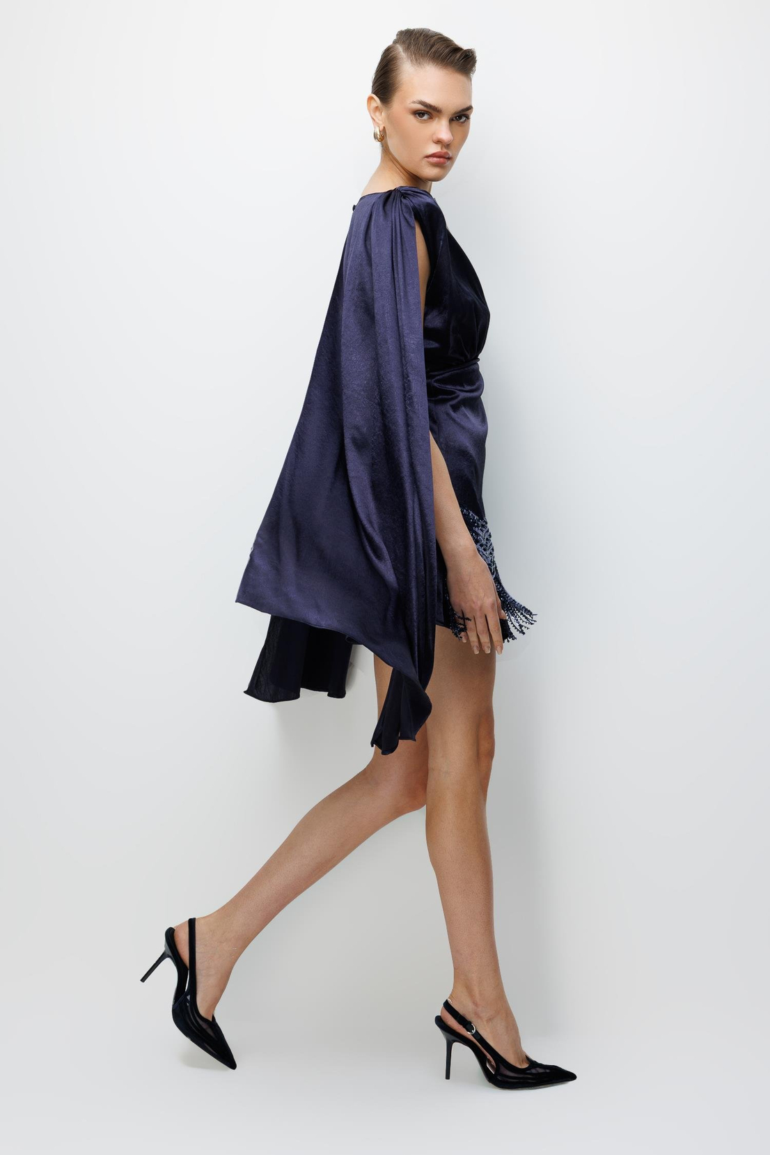 Pelerin Kol Etek Ucu İşlemeli Mini Elbise LACİVERT