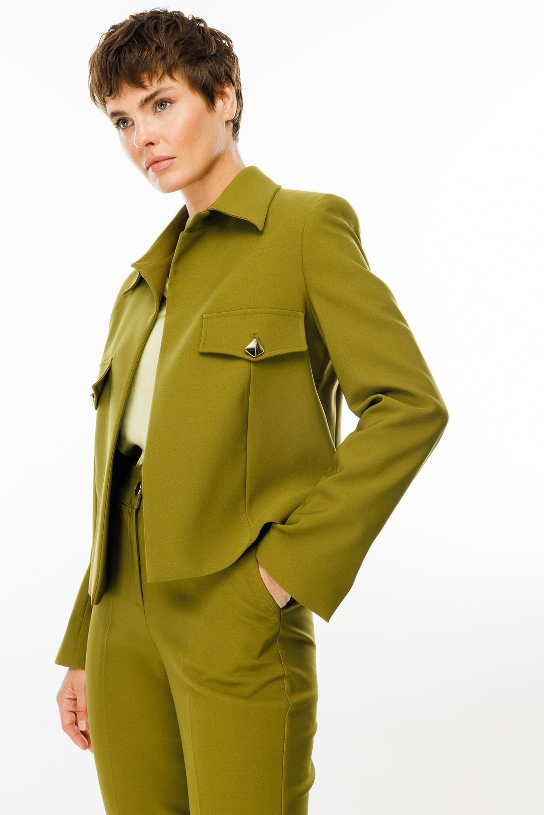 Pens ve Kapak Detaylı Kısa Ceket OLİVE