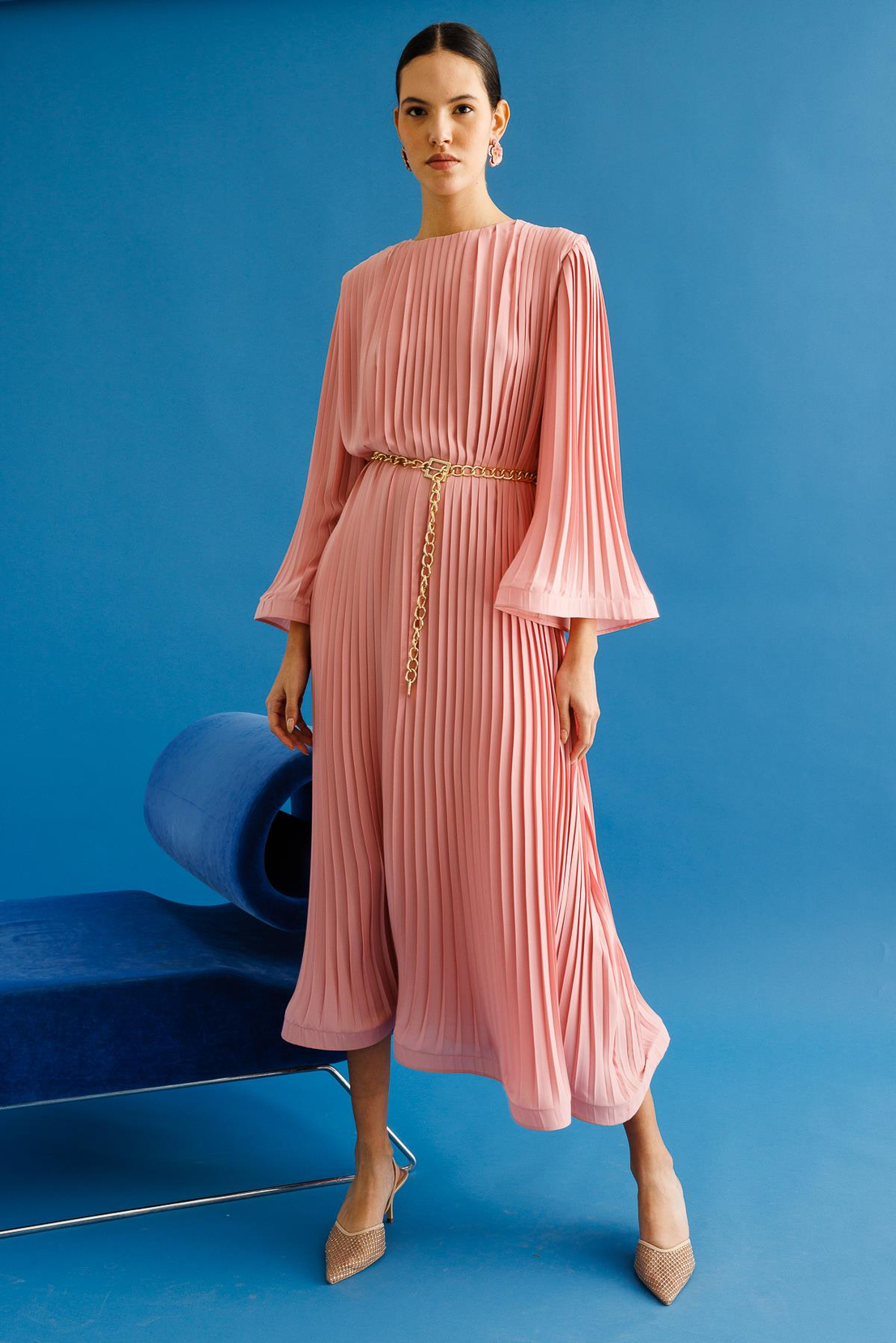 Piliseli Grenli Zincir Kemerli Elbise PUDRA