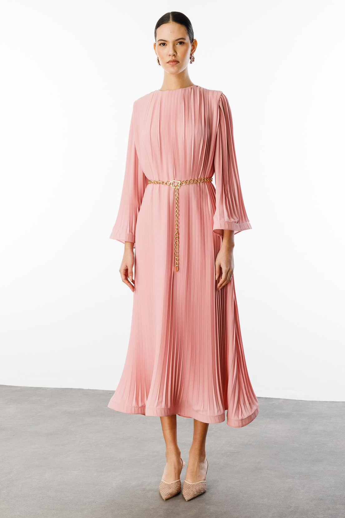 Piliseli Grenli Zincir Kemerli Elbise PUDRA