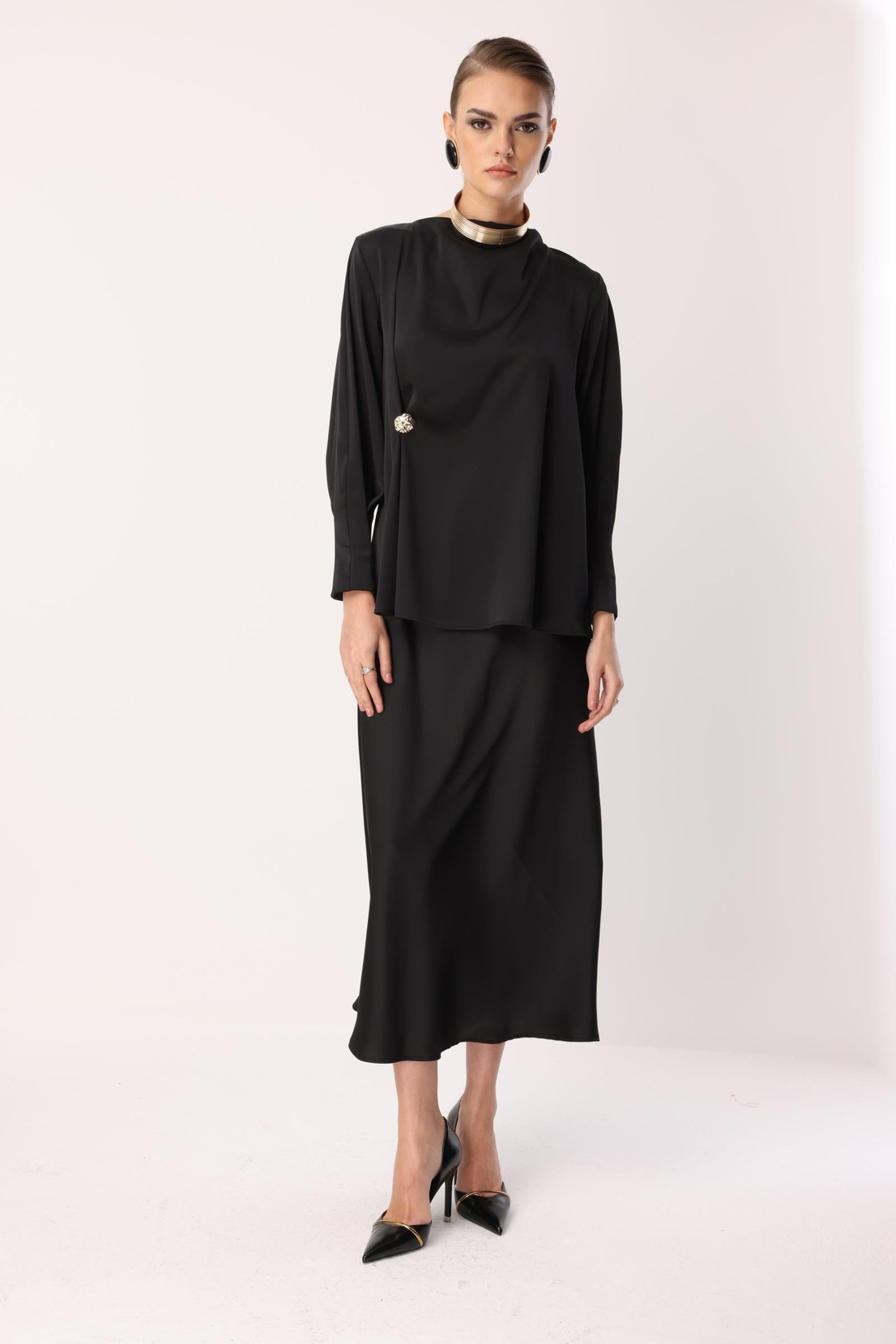 Saten Verev Etek SİYAH