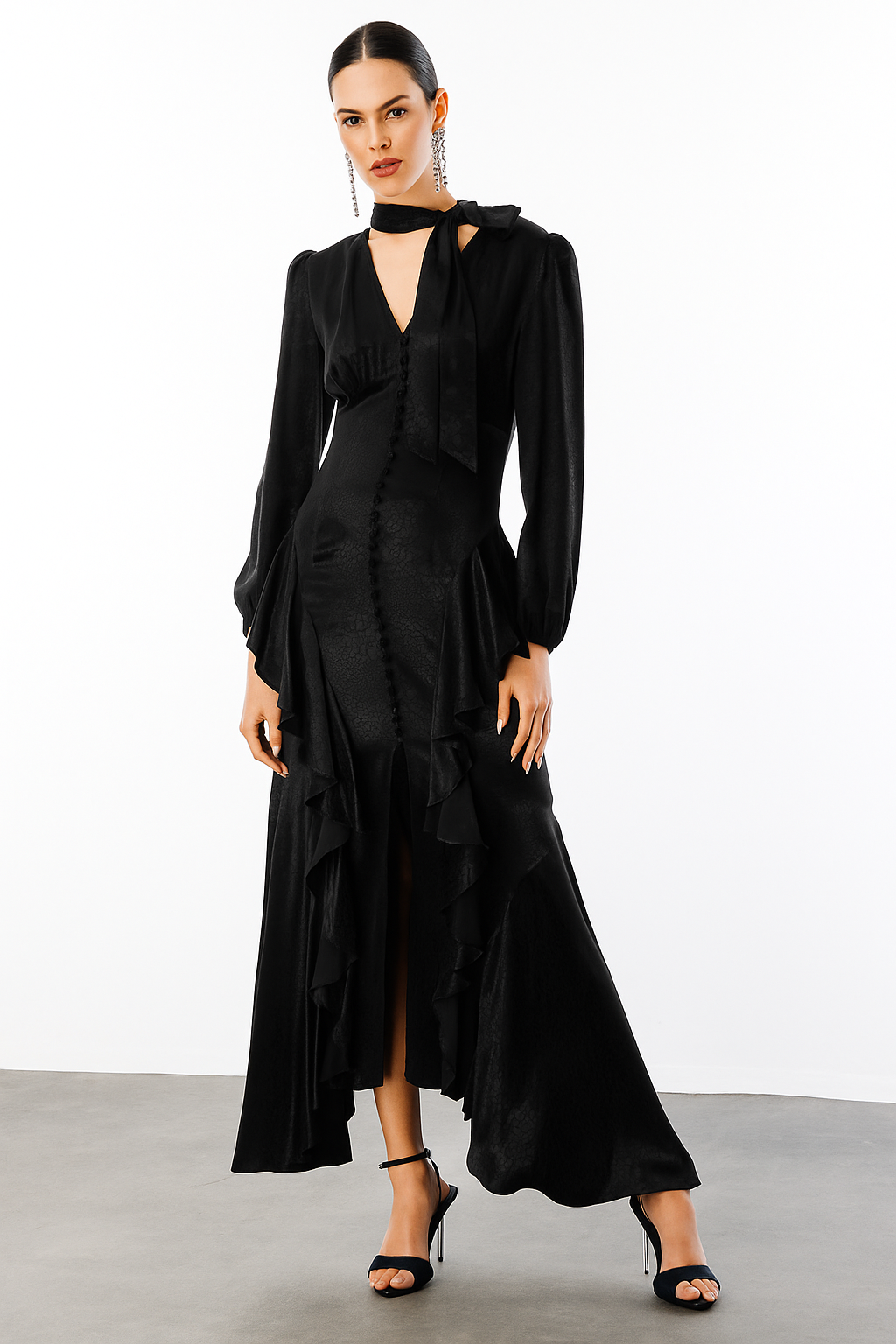 V Yaka Detaylı Birit Düğmeli Volanlı Yırtmaçlı Jakar  Elbise SİYAH