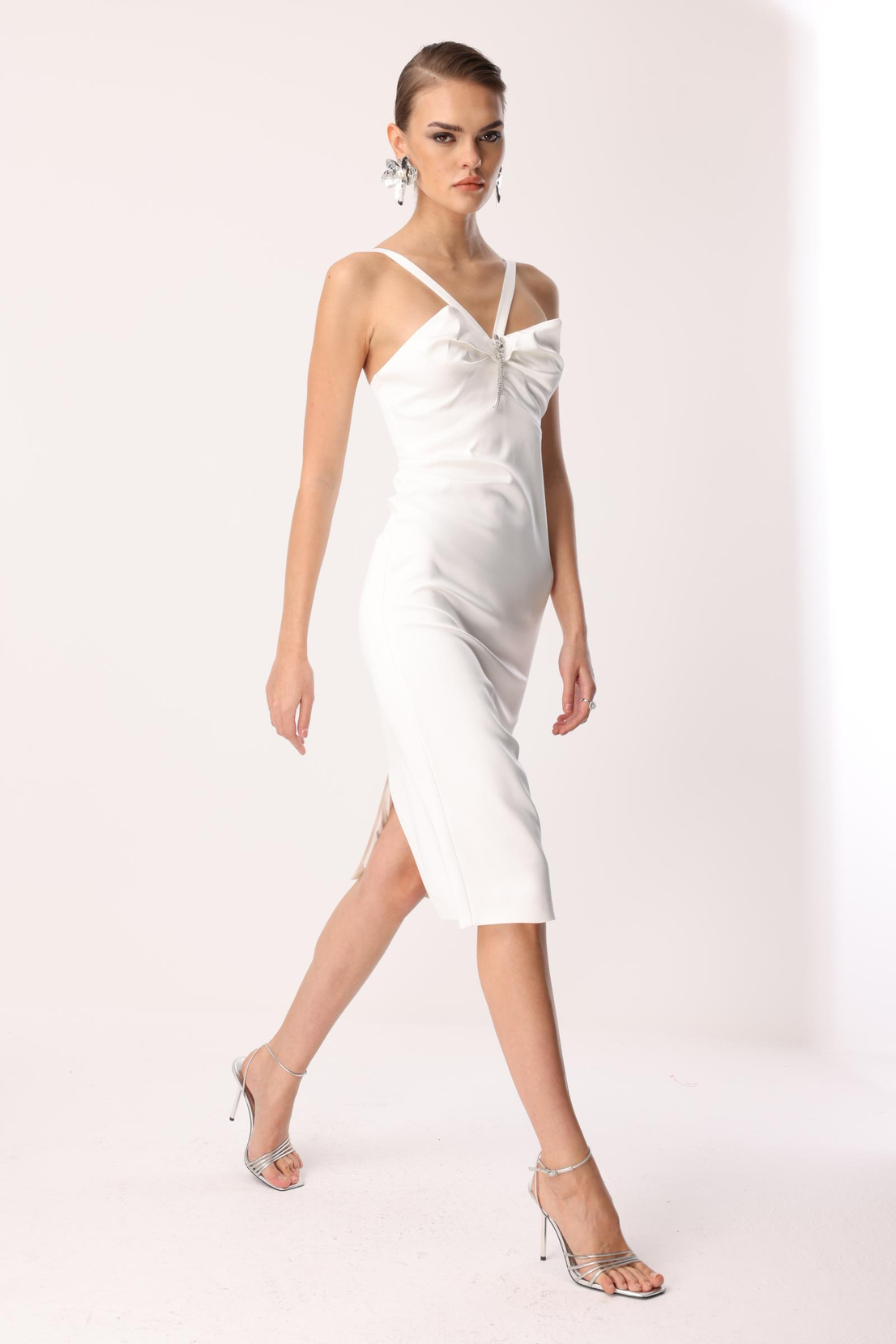 Yaka Askı Detay Mini Elbise EKRU