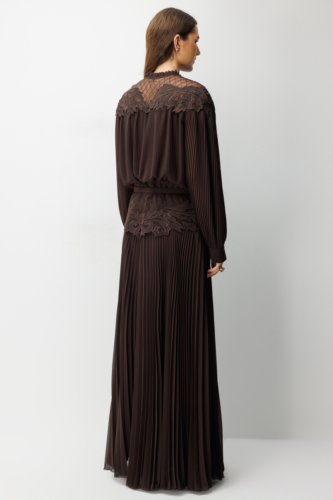 Yaka Bel Dantel İşleme Detay Maxi Boy Elbise KAHVERENGİ