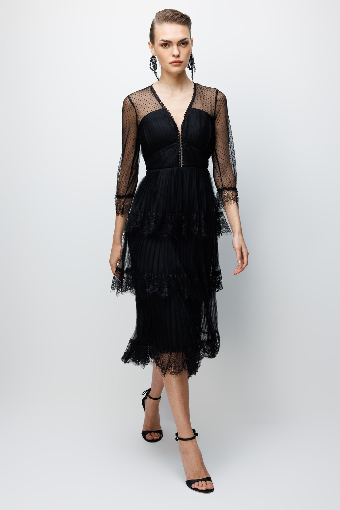 Yaka Birit Detaylı Tül Etek Elbise SİYAH