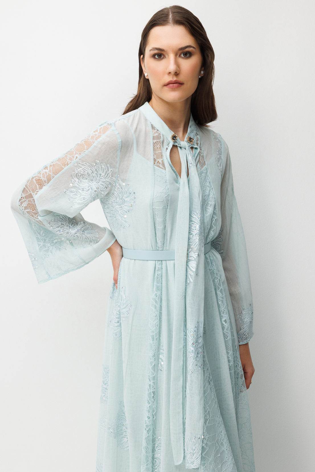 Yaka Şal Bağlama Detay Dantel Şeritli Maxi Boy Elbise MAVİ