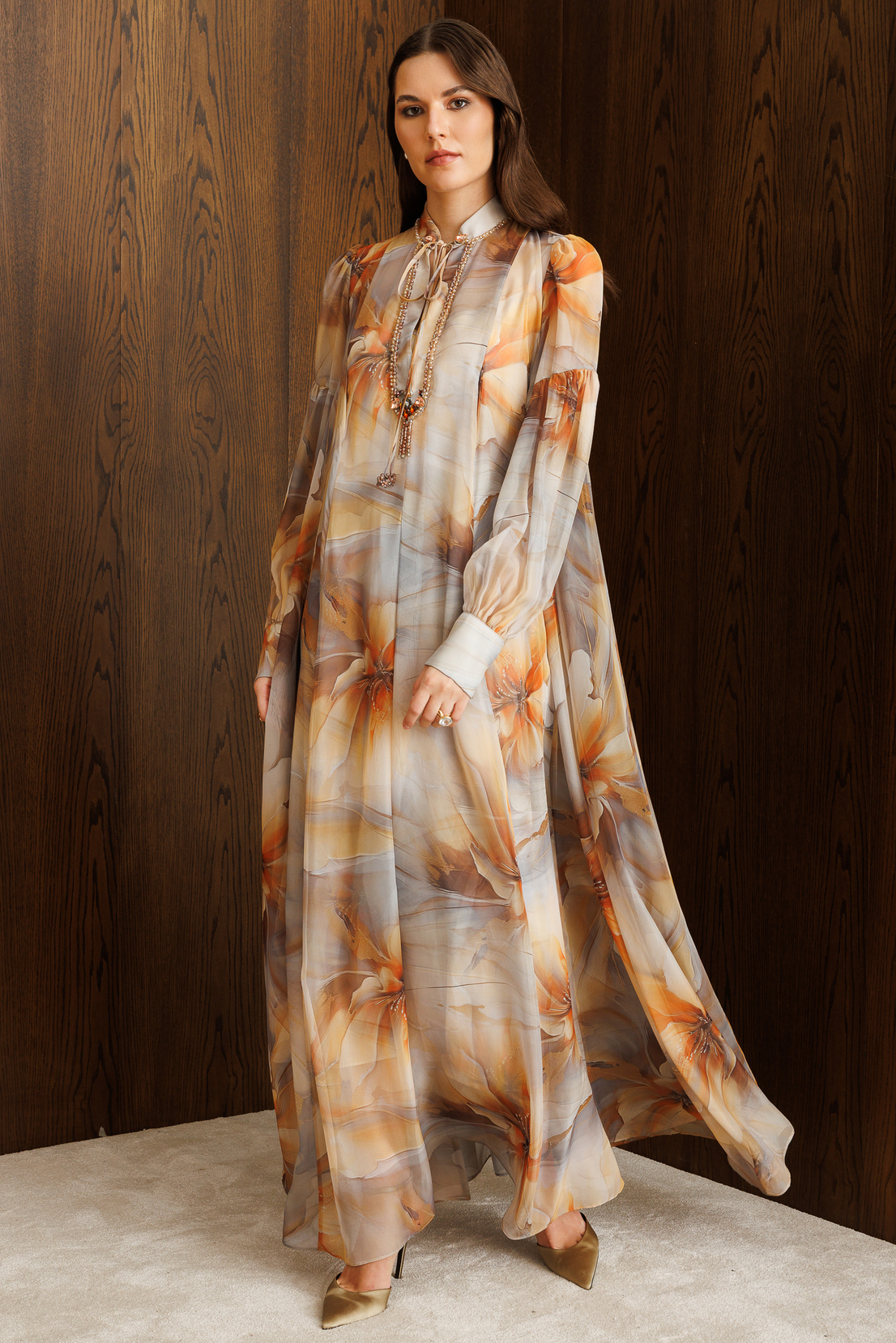 Yaka Taş İşlemeli Dijital Elbise CAMEL