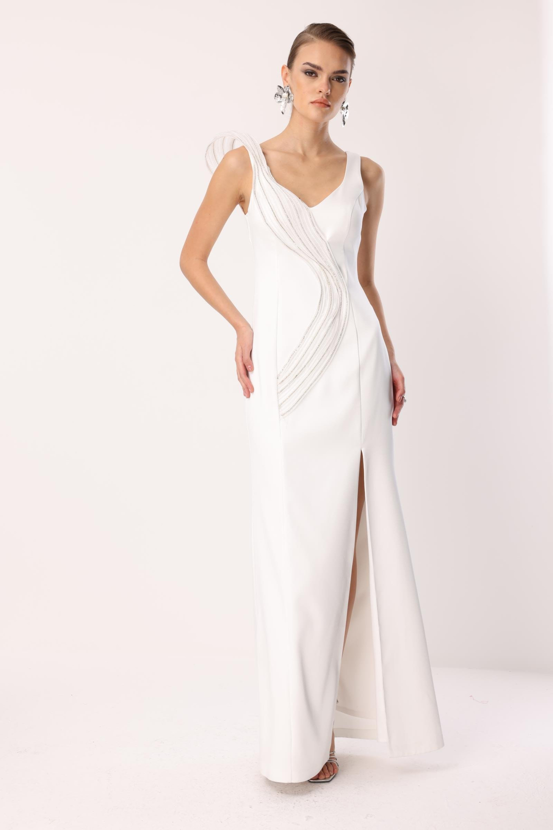 Yaka Volan Detay Yırtmaçlı Maxi Abiye EKRU