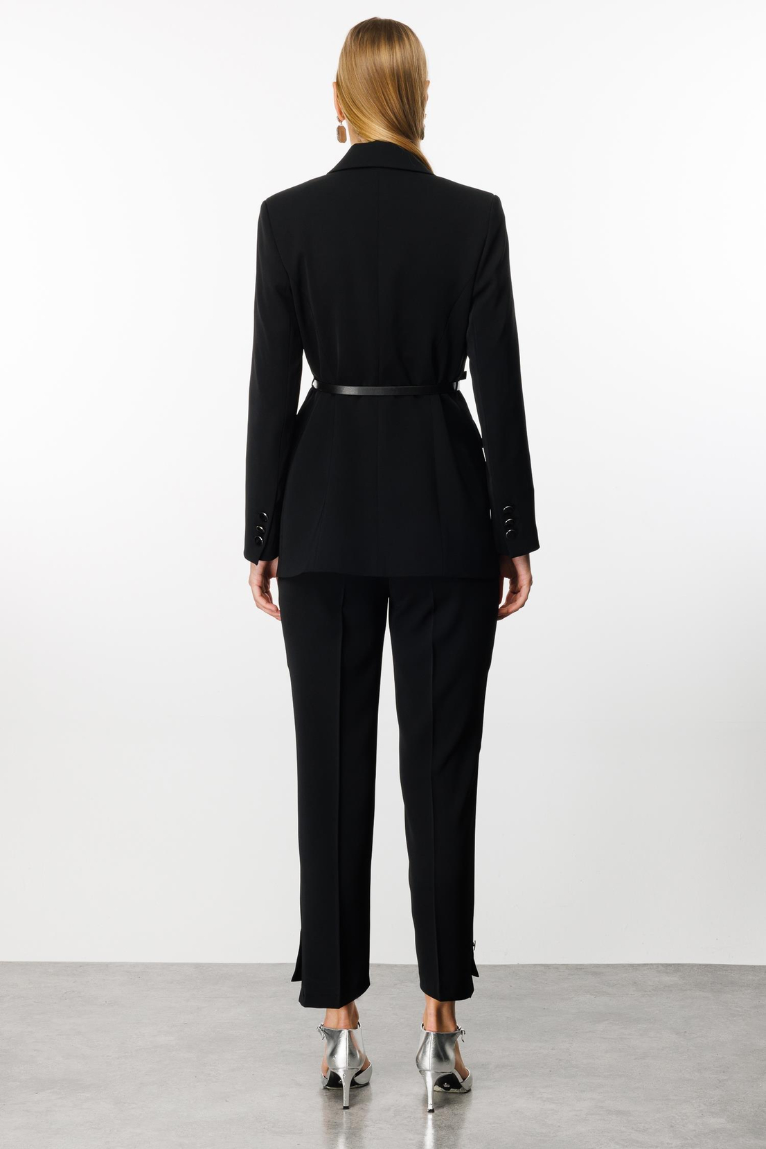 Yakası Çift Kat Belden Kemerli Ceket SİYAH