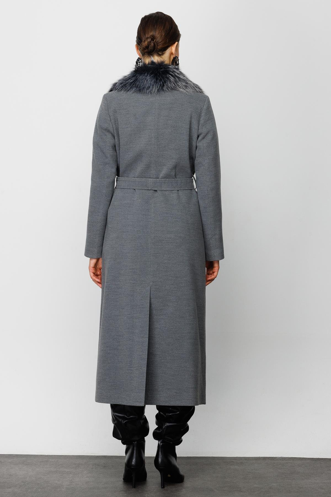 YAKASI KÜRKLÜ KAŞE KABAN GRİ