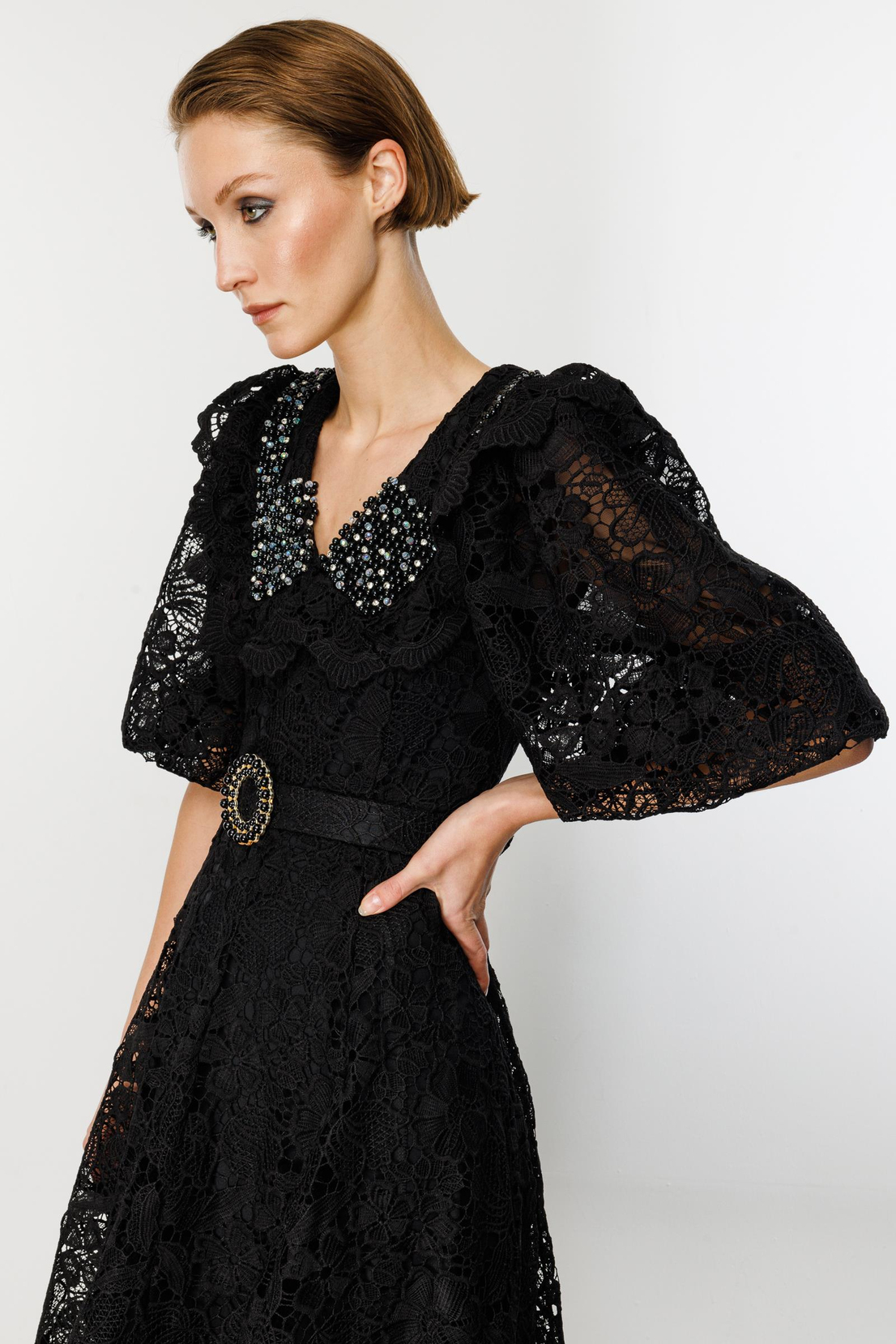 Yakası Taş İşlemeli Balon Kol  Siyah Astarlı Siyah Elbise 