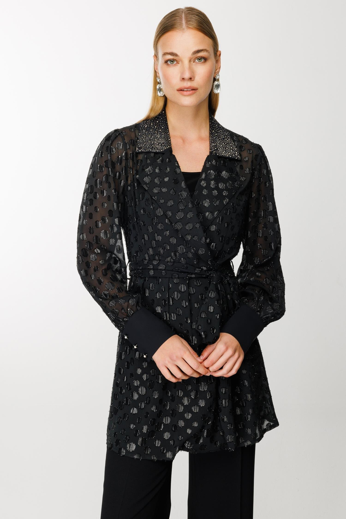 Yakası Taşlı Puantiyeli Uzun Tunik SİYAH