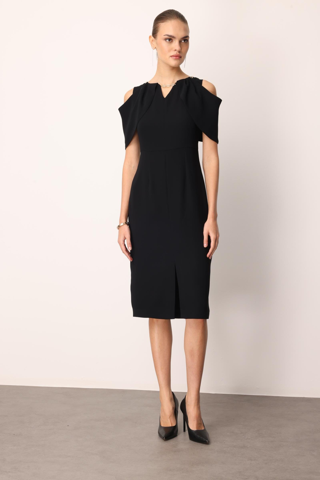 Stoned Chain Collar Midi Dress BLACK