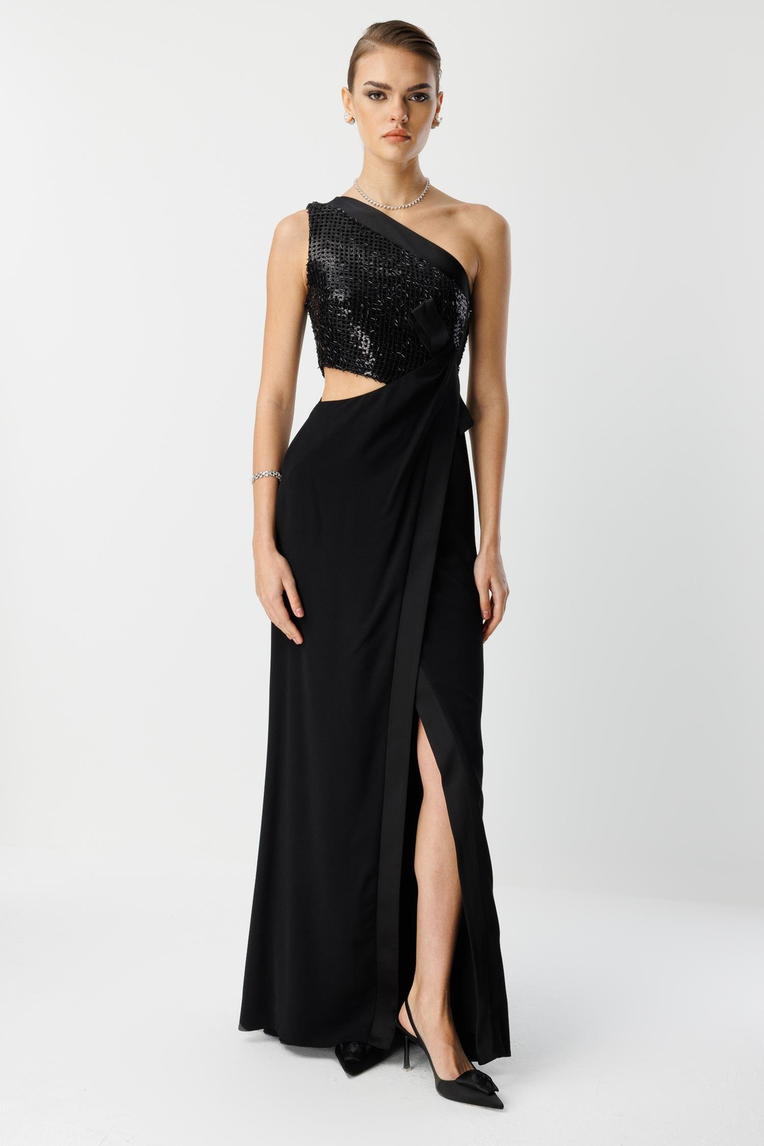 Yandan Fiyonk Uzun Elbise SİYAH