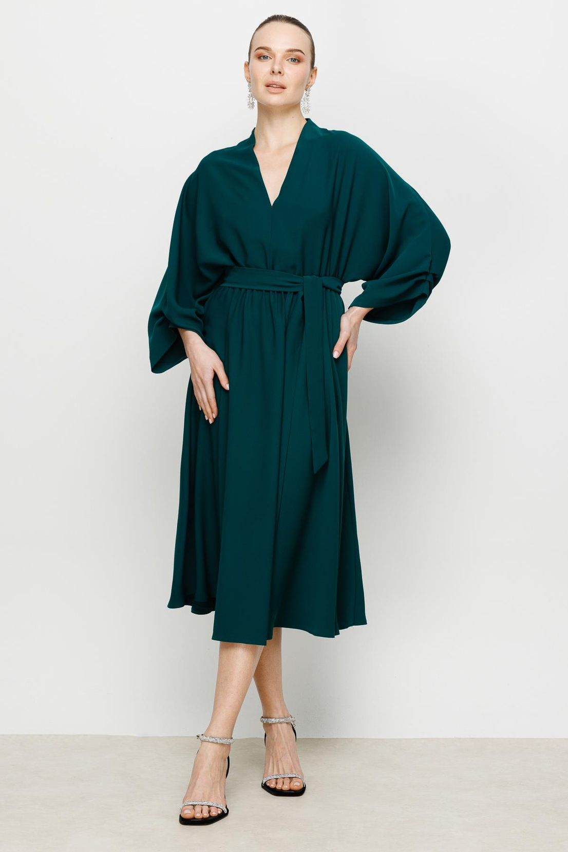 Yarasa Kol Belden Lastikli Yeşil Krep Elbise