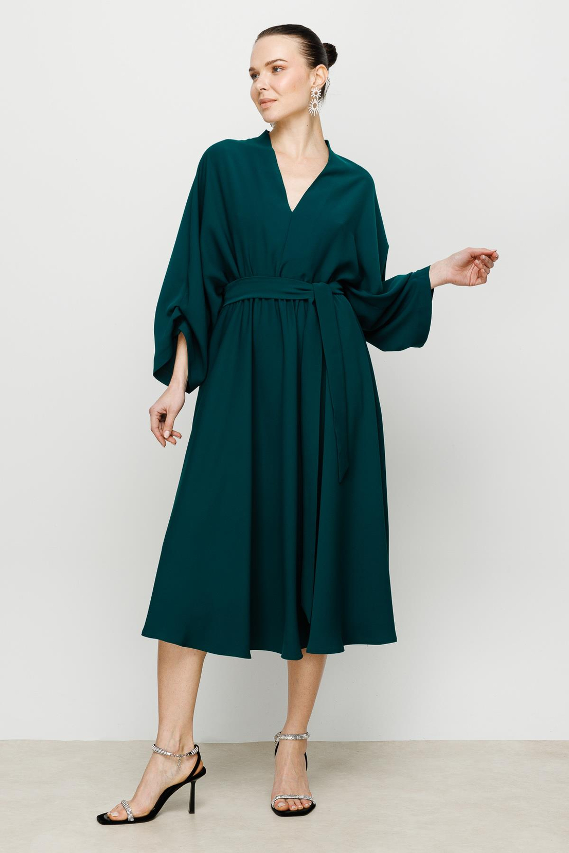 Yarasa Kol Belden Lastikli Yeşil Krep Elbise