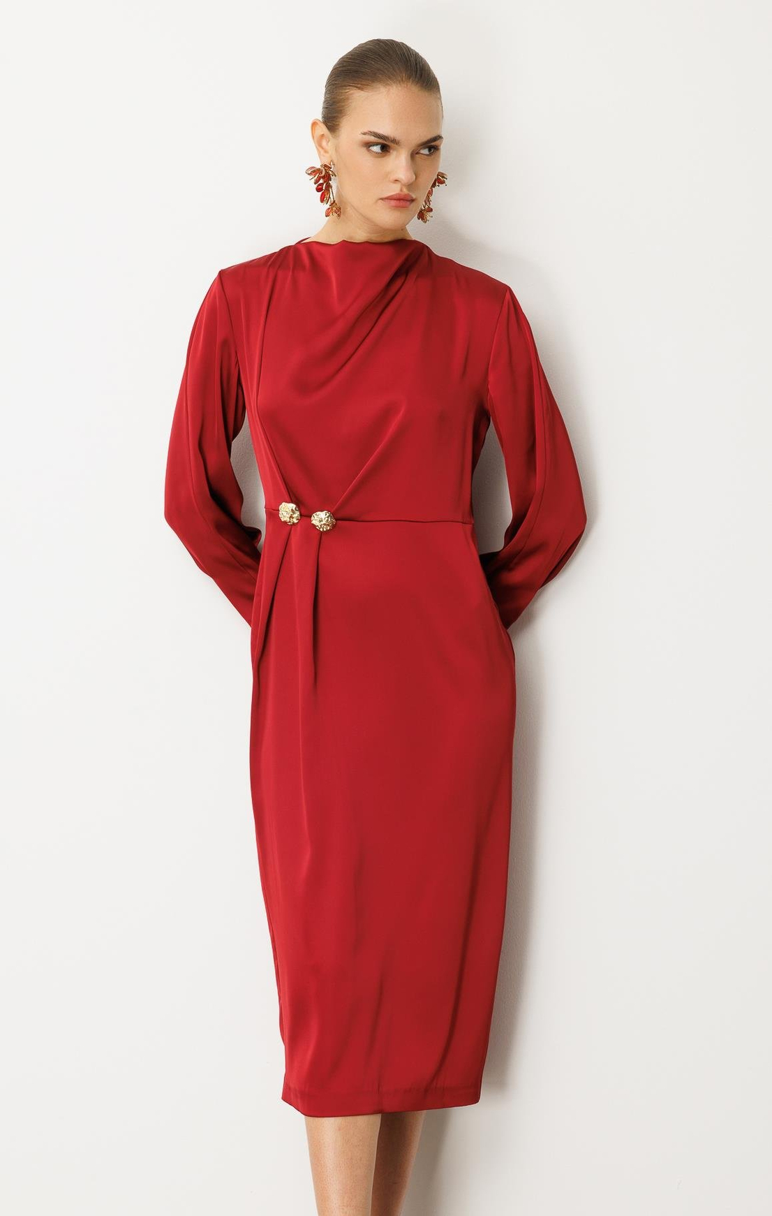  Drapeli Yüksek Yaka  Midi Elbise BORDO