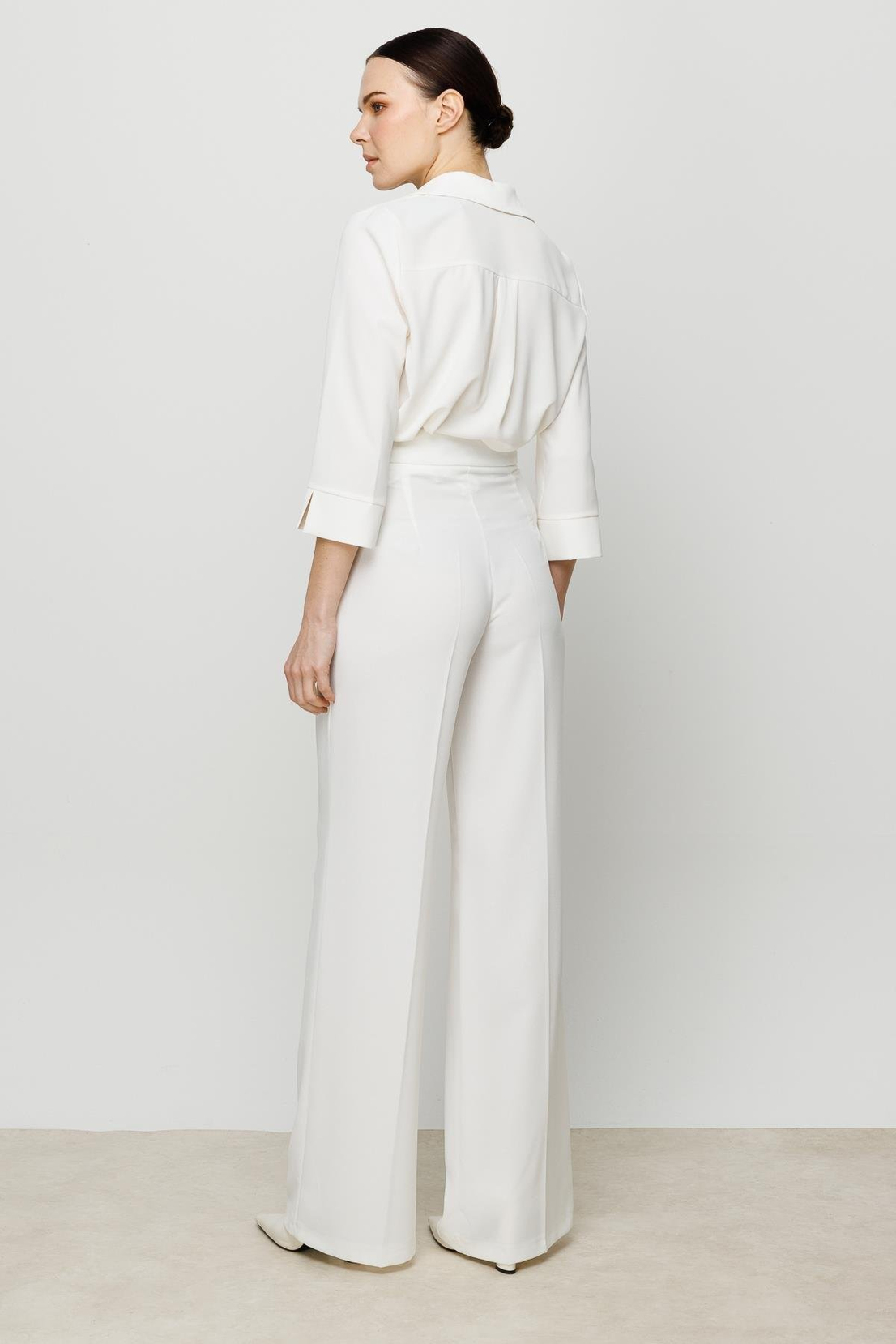 Aksesuar Detaylı Bluz EKRU