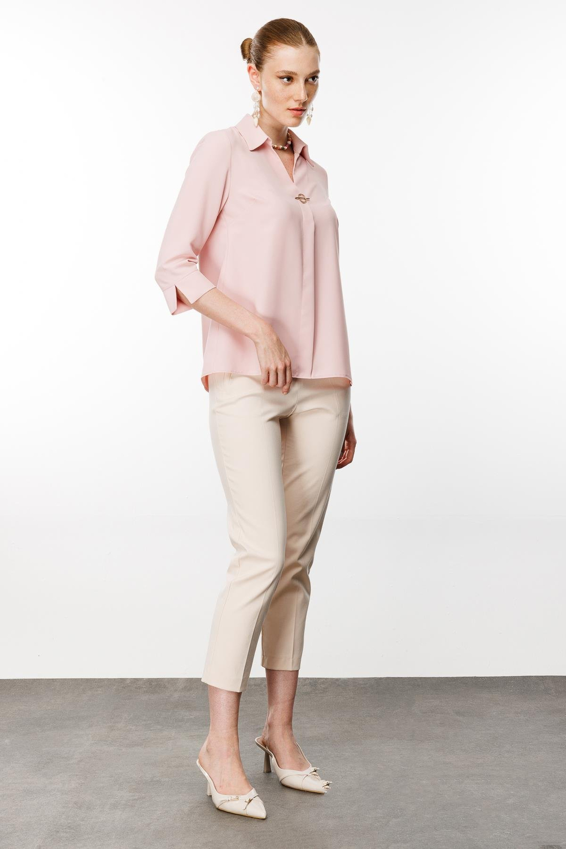 Aksesuar Detaylı Bluz PUDRA