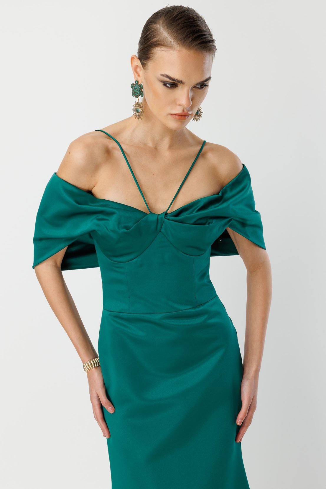 Balık Model Yaka Detaylı Maxi Abiye YEŞİL