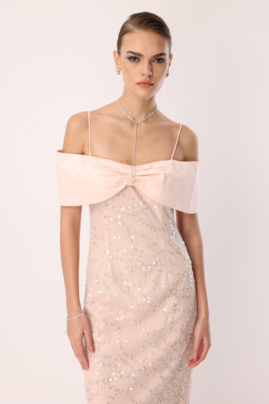 Dantel İşleme Detay Yaka Abiye PUDRA