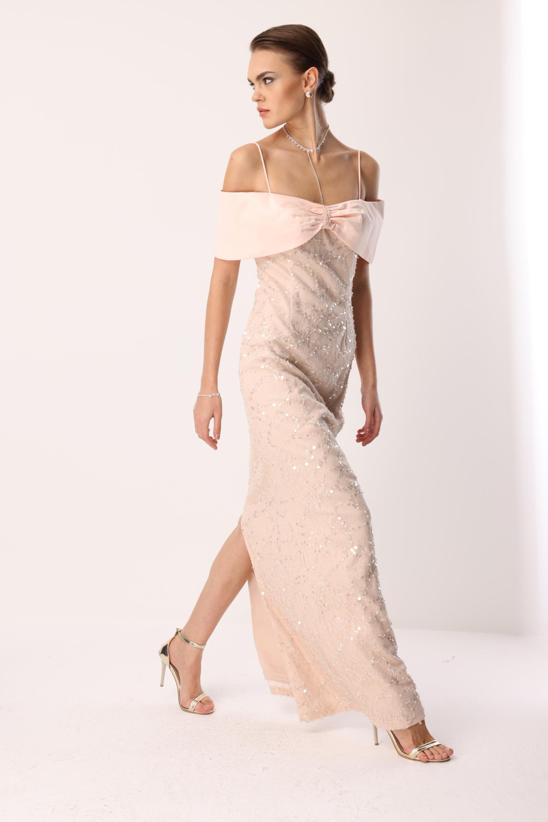 Dantel İşleme Detay Yaka Abiye PUDRA