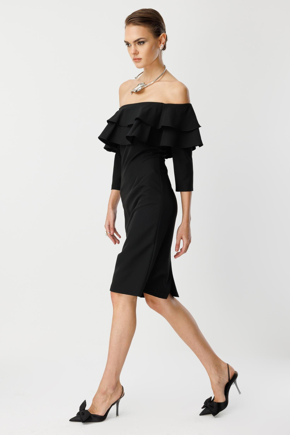 Göğüs Volan Detaylı Elbise SİYAH