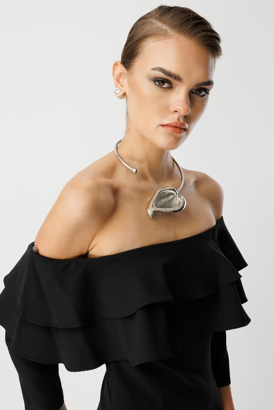 Göğüs Volan Detaylı Elbise SİYAH