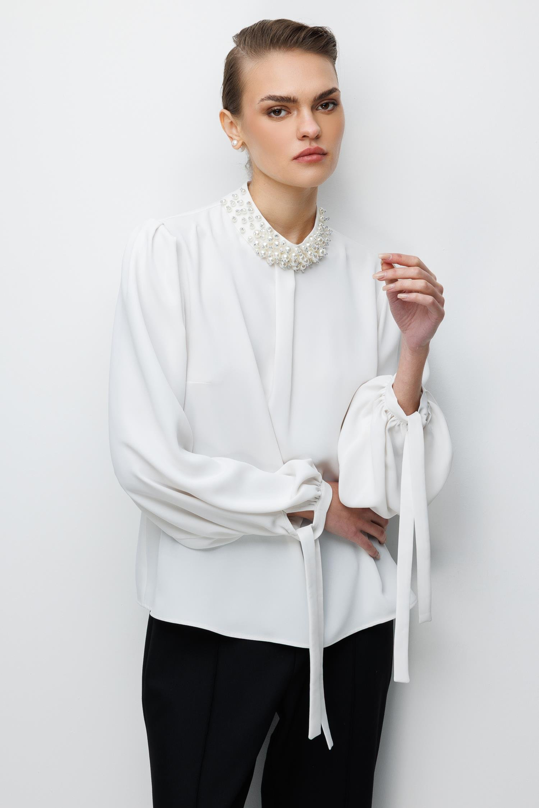 İnci İşlemeli Bluz BEYAZ