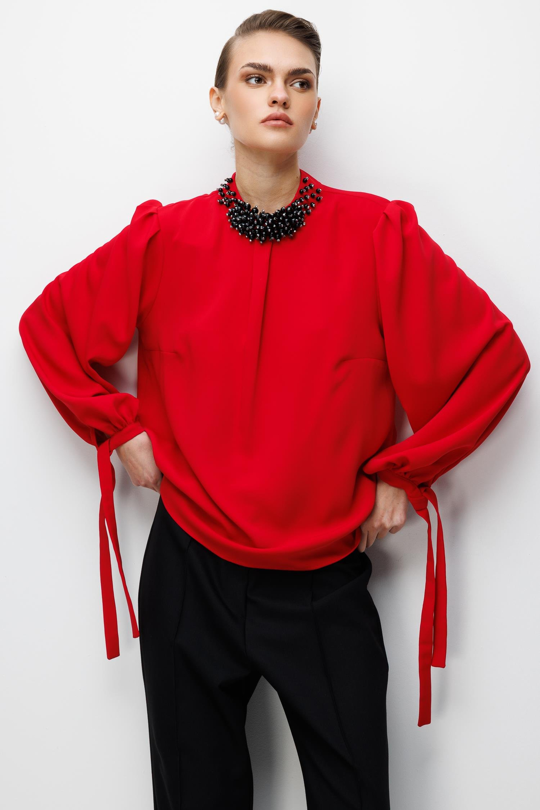 İnci İşlemeli Bluz KIRMIZI