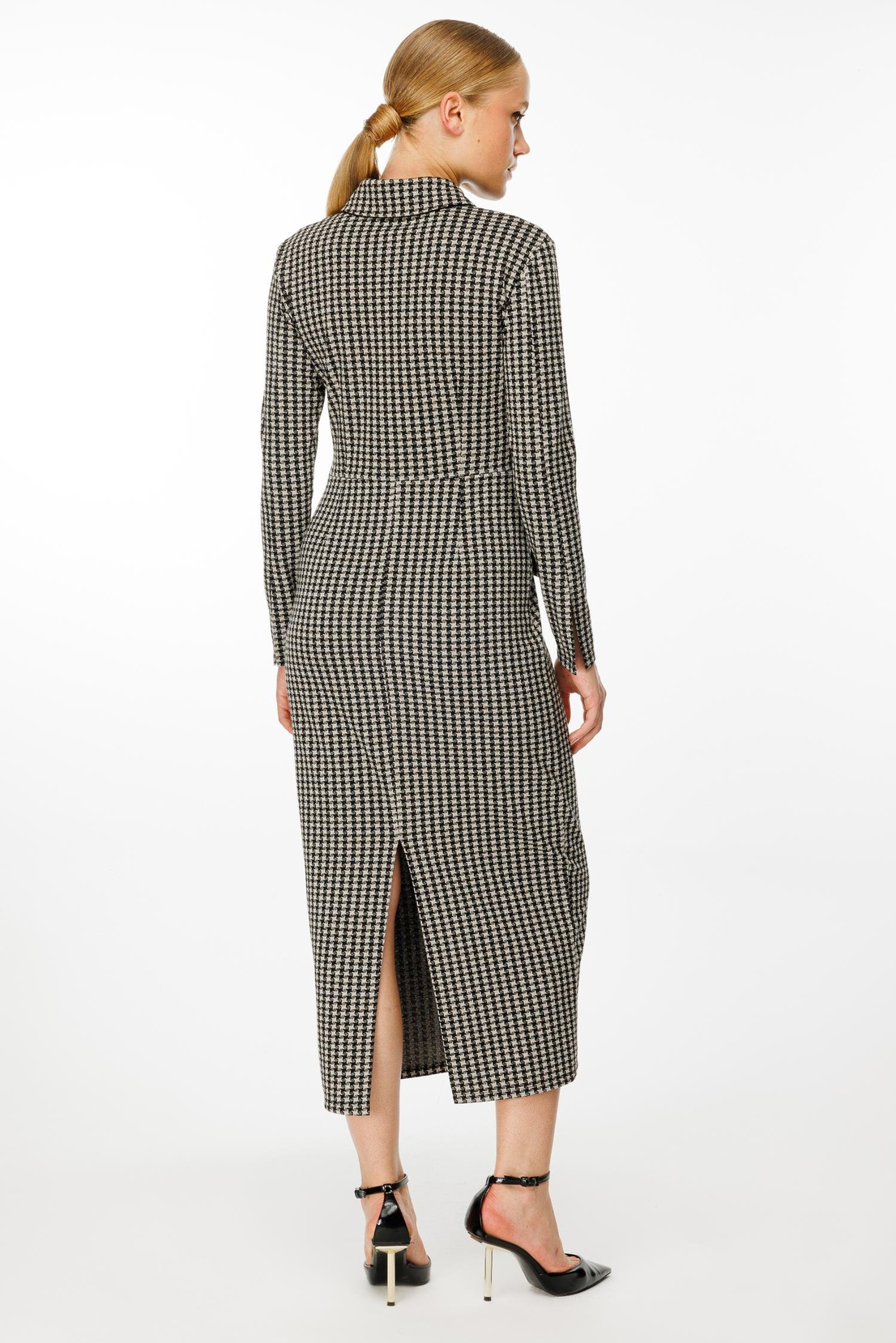 Kazayağı Desen Kapak Cepli Elbise SİYAH