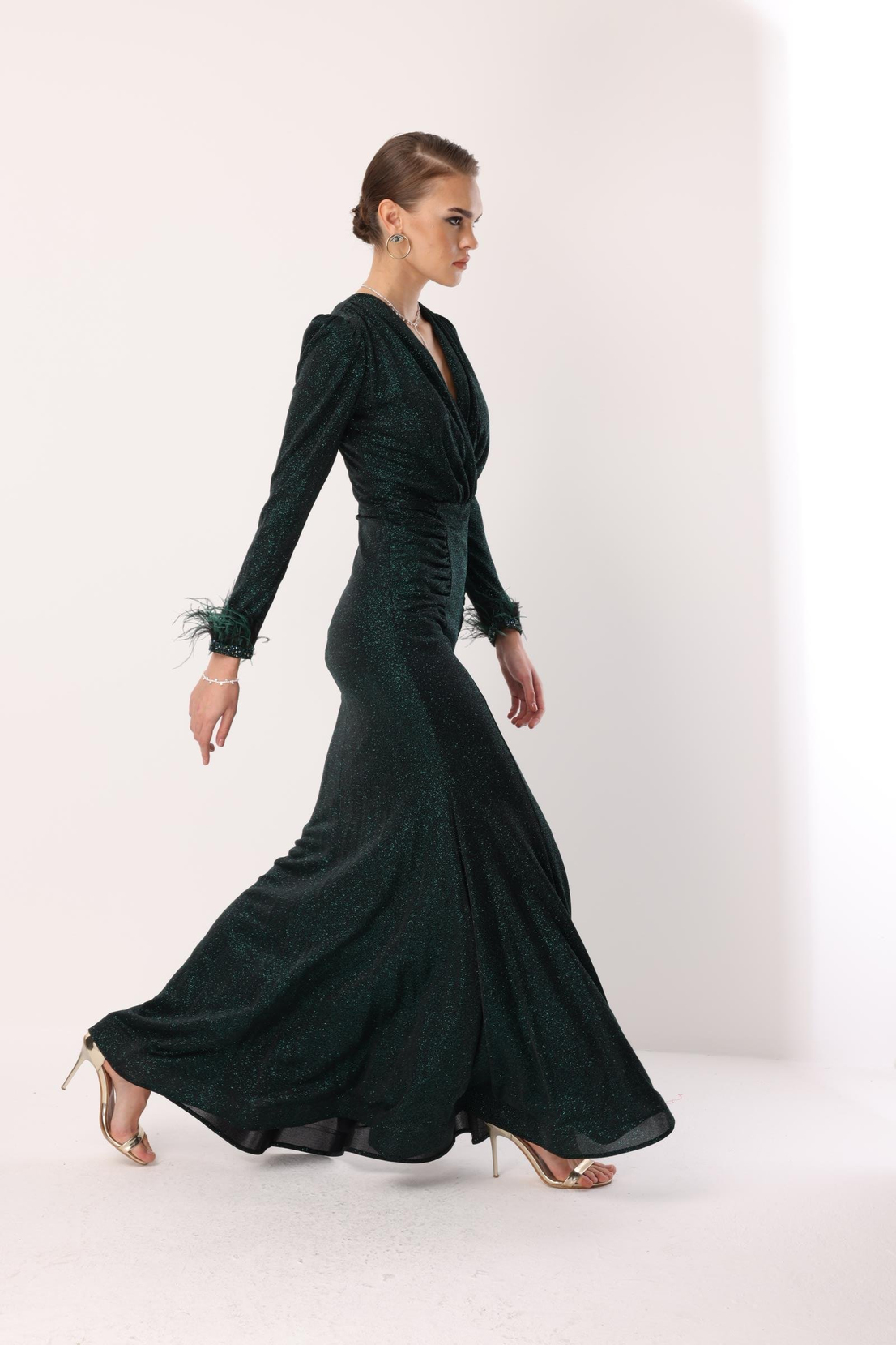 Kol Tüylü Uzun Kol Drape Elbise ZÜMRÜT