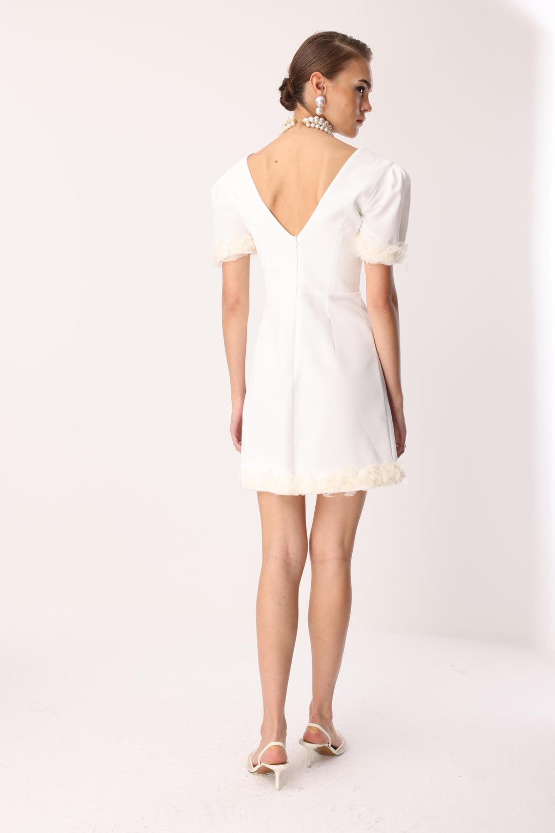 Kol Ve Etek Ucu Gül Detaylı Elbise EKRU