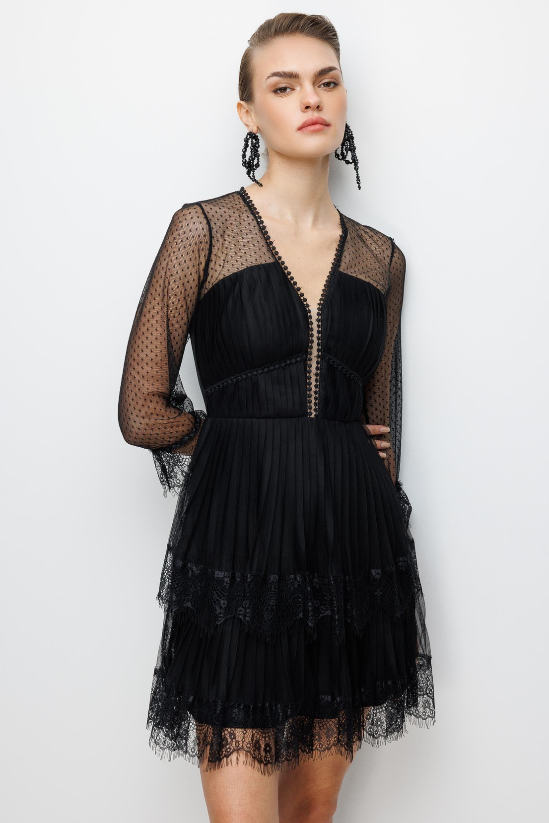 Kolları File Detaylı Mini Dantel Elbise SİYAH