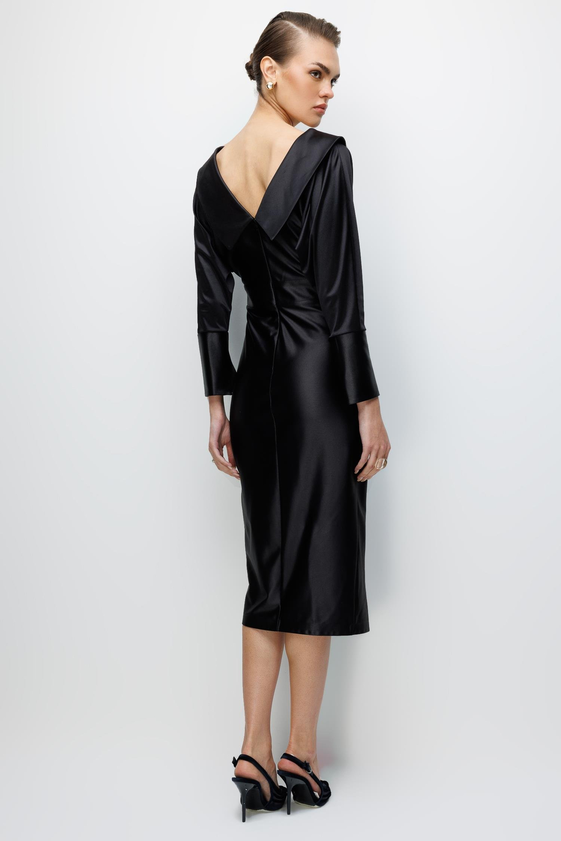 Kruvaze Yaka Saten Elbise SİYAH