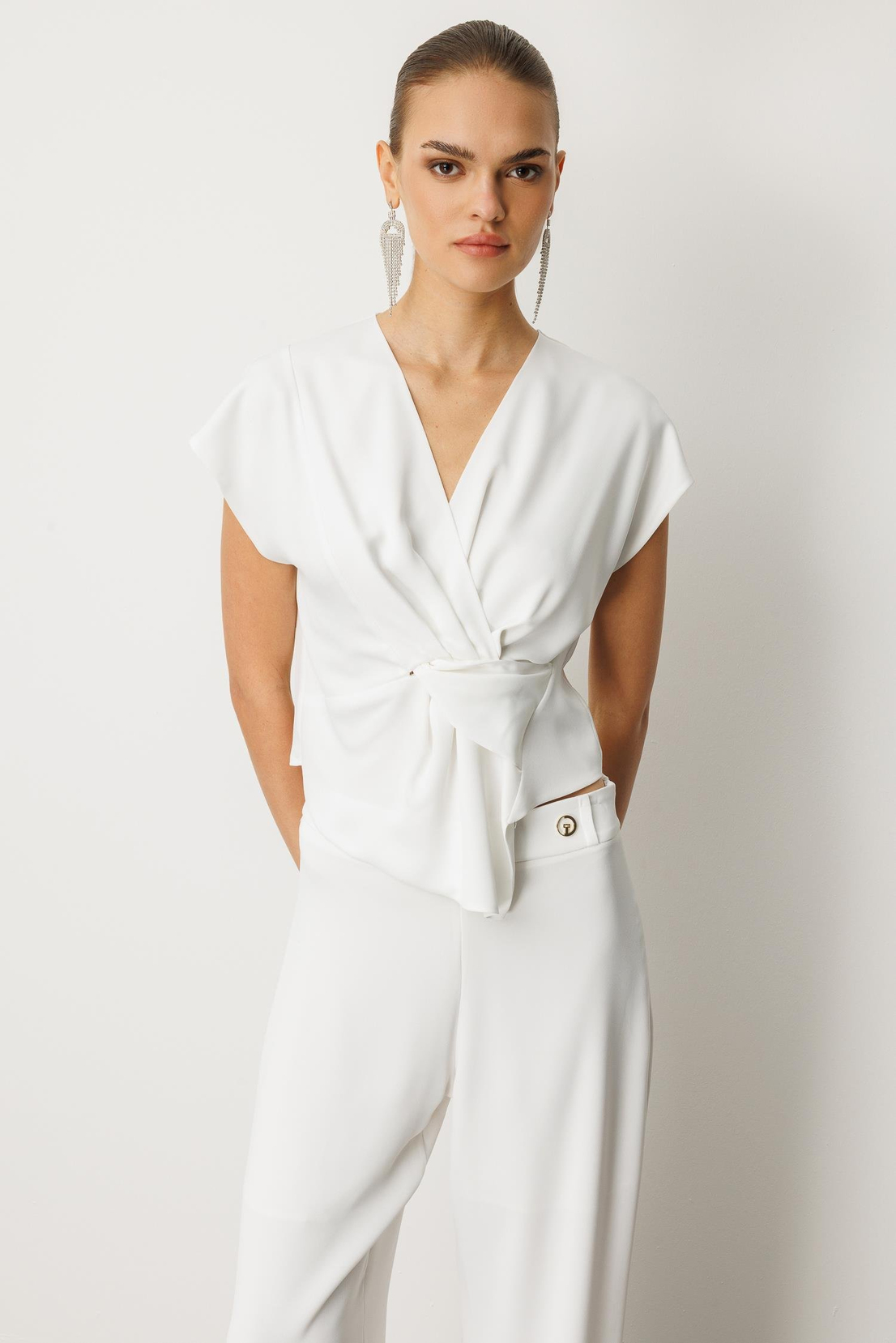 Kuruvaze Drapeli Bluz BEYAZ