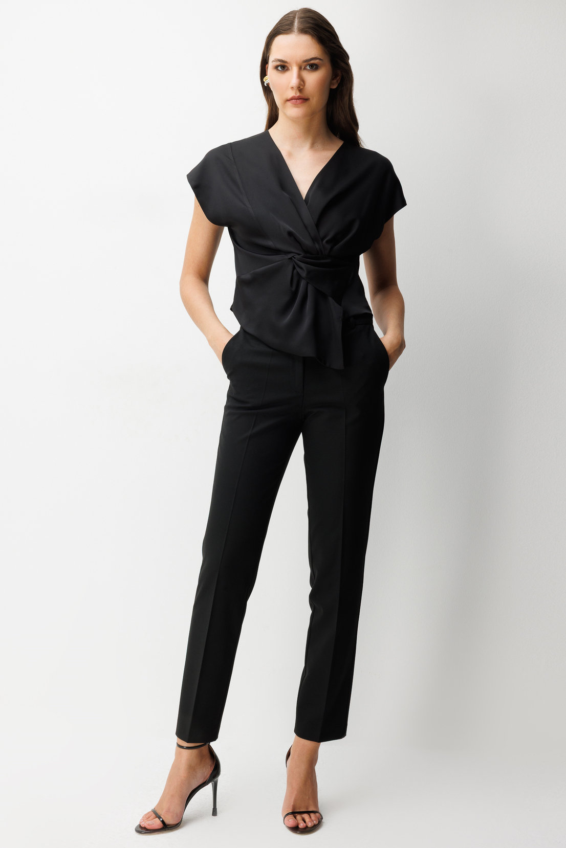 Kuruvaze Drapeli Bluz SİYAH