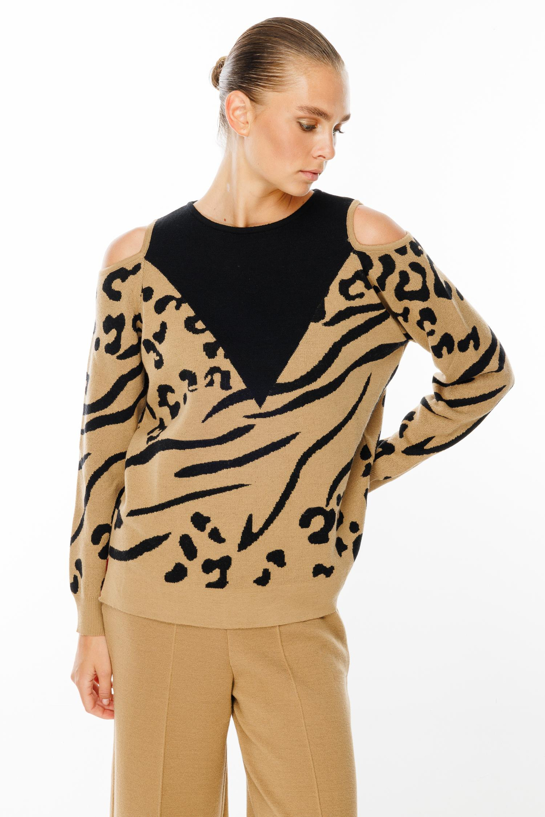 Leopar Desenli Omuz Dekolte Kazak CAMEL-SİYAH