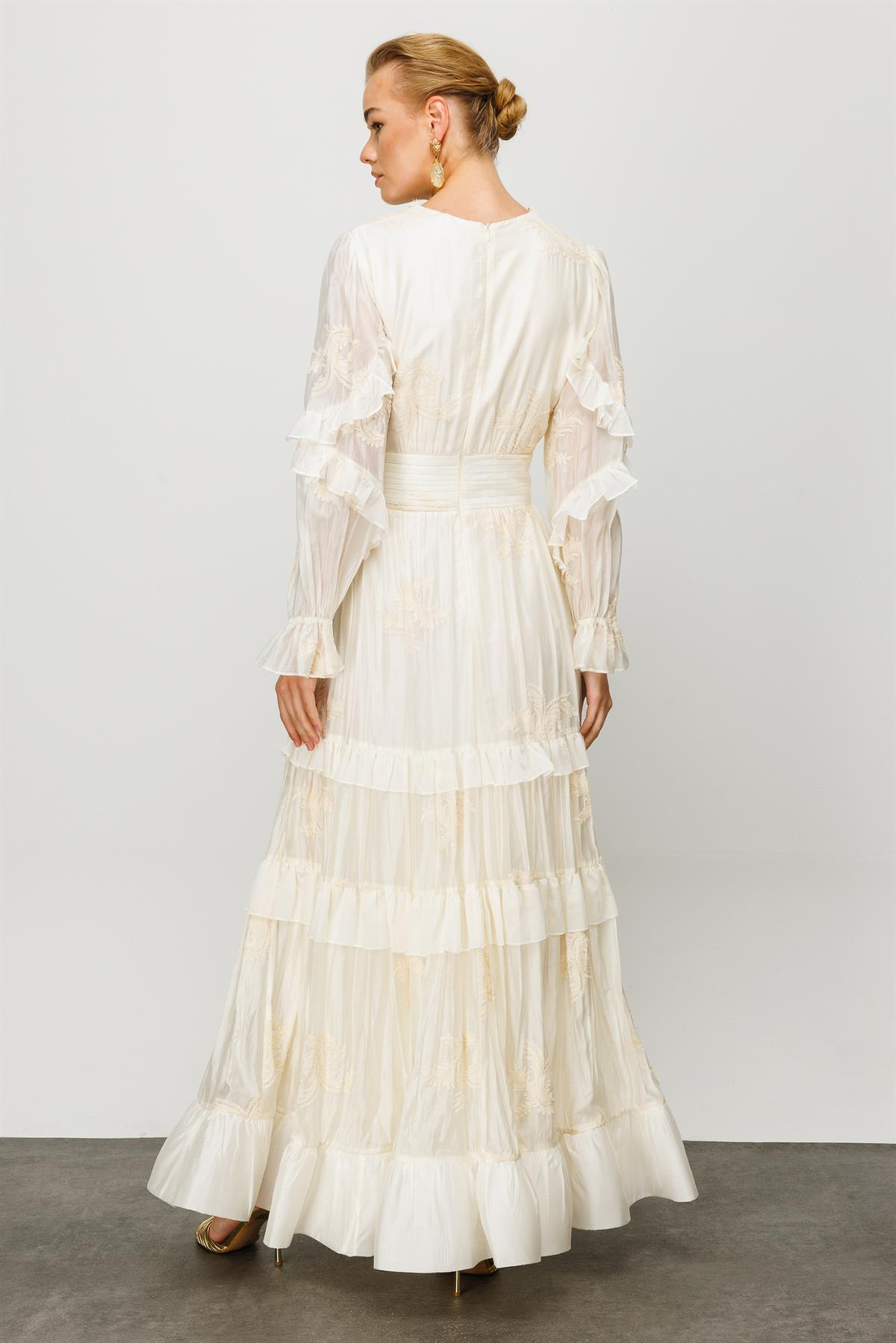 Nefeli İşlemeli Uzun Bel Korsajlı Elbise